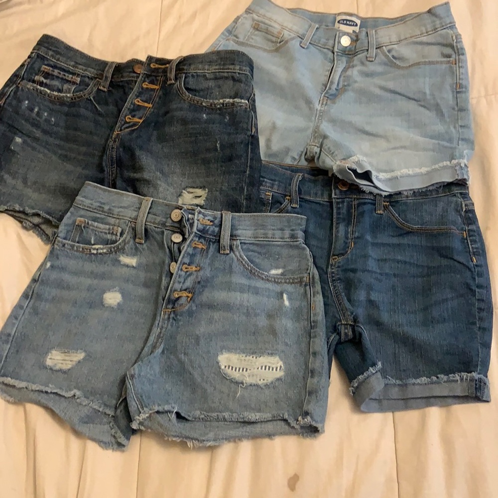 Old Navy girls shorts.  Barely worn!